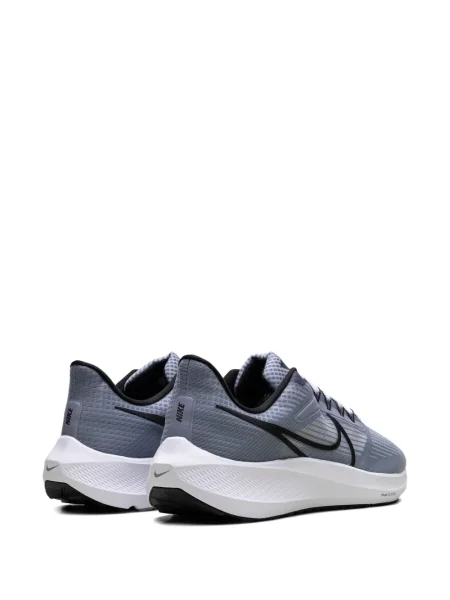 Бягане маратонки Nike Air Max бяло