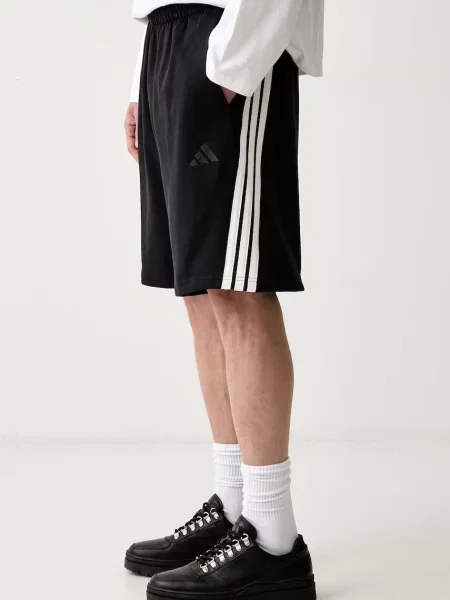 Adidas трикотажні шорти
