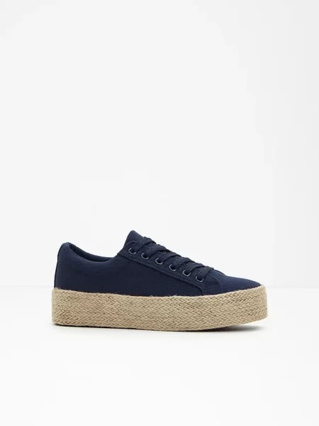 Sneakersy na podeszwie platformie niebieskie
