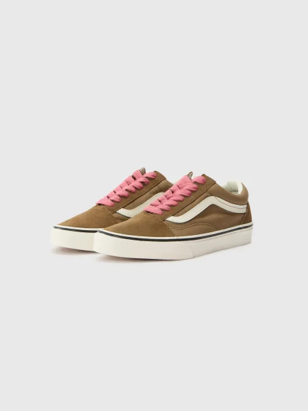 Pantofi Vans maro