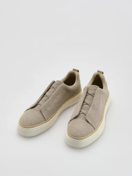 Кроссовки Reserved бежевые