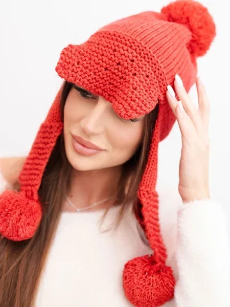 Șapcă Kesi de lână cu pompoane roșu