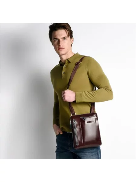 Torba crossbody Piquadro brązowa