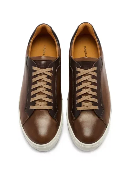 Sneakerși Magnanni din piele maro