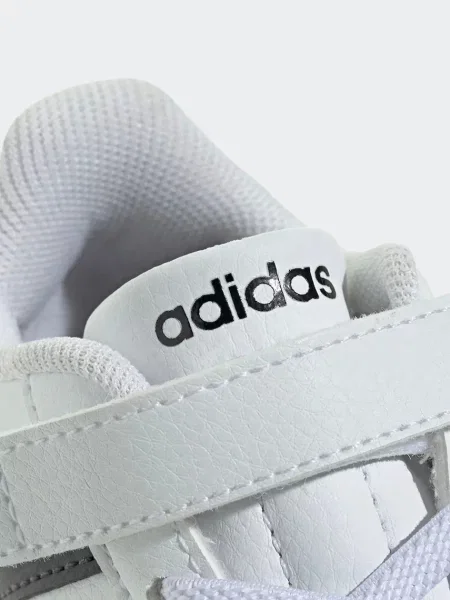 Детские кроссовки Adidas