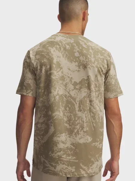 Футболка Under Armour бежева