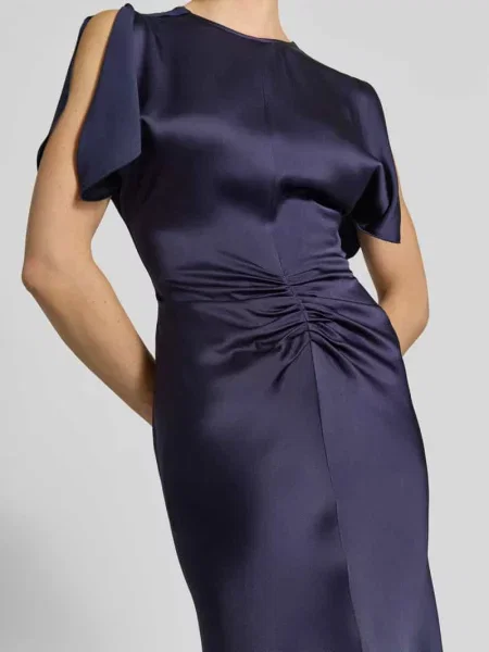 Sukienka midi z dodatkiem Victoria Beckham granatowa