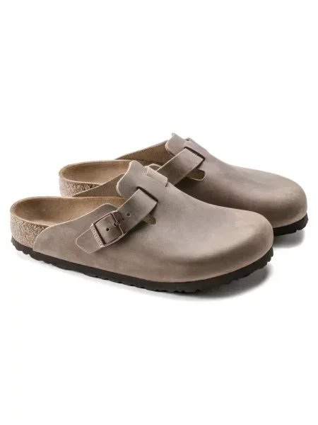 Klapki Birkenstock zamszowe klasyczne beżowe
