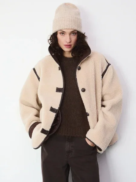 Шапка с вълна Medicine бежово