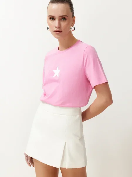 Tricou Trendyol tricotate cu imagine cu decolteu rotund roz
