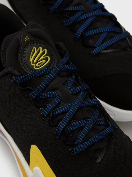 Кроссовки для бега Under Armour черные