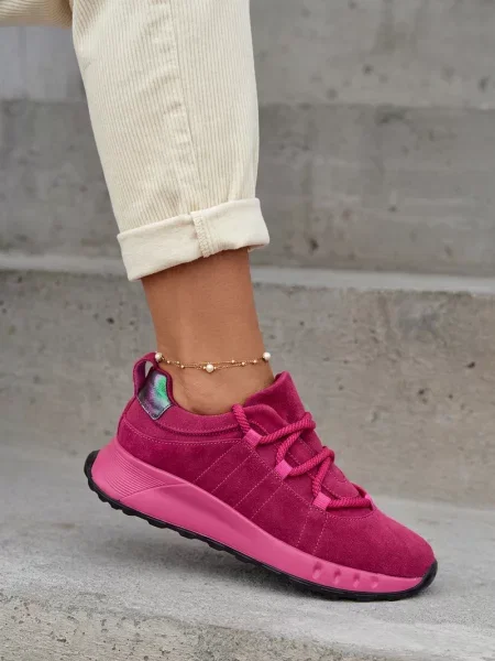 Superge Evento iz semiša črna