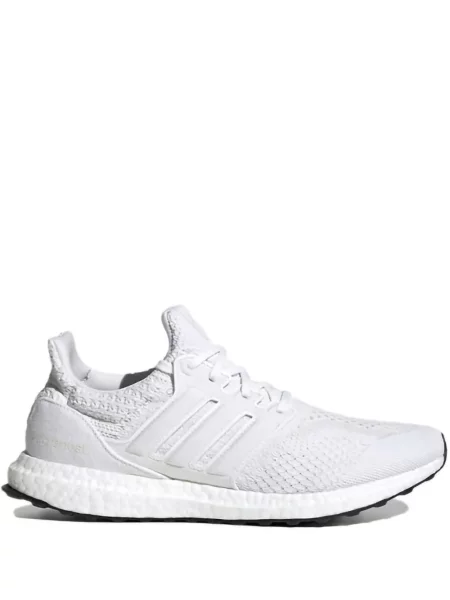Карирана шапка с периферия Adidas бяло