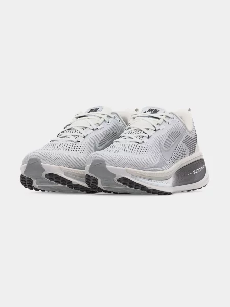 NIKE Sportske cipele Vomero 18 RR' siva