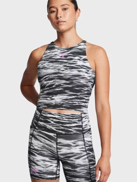 Спортивный топ Under Armour черный