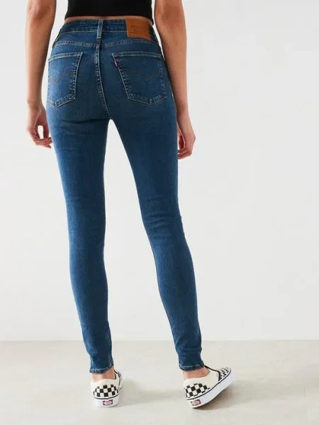 Skinny jeansy skinny Levi's czarne