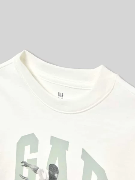 T-shirt z nadrukiem z motywem i logo Gap biała