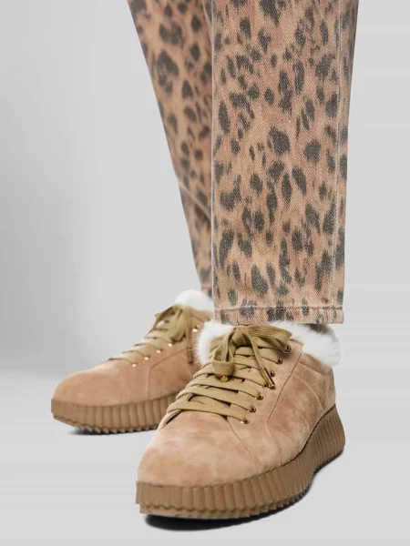Jeansy barrel z fakturą denimu Marc Cain