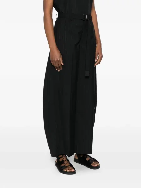 Dungat subțire pantaloni Sacai negru