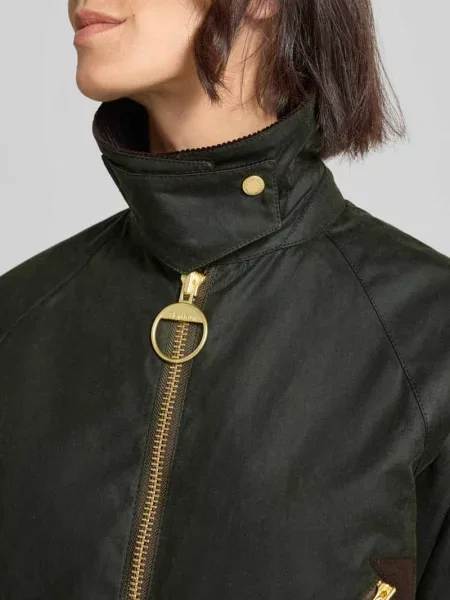 Kroj regular fit kurtka funkcyjna z czystej bawełny Barbour oliwkowa