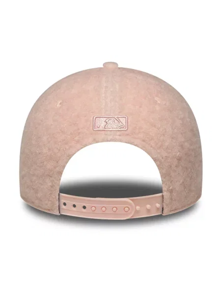 Czapka z daszkiem New Era różowa