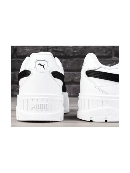 Sneakersy Puma bílé