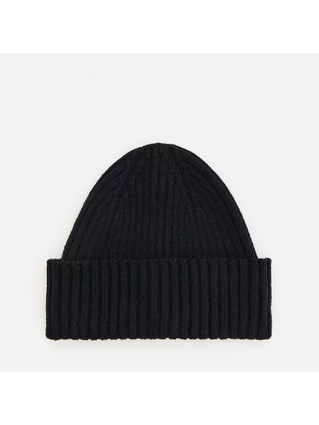Reserved Bordás anyagú beanie fekete