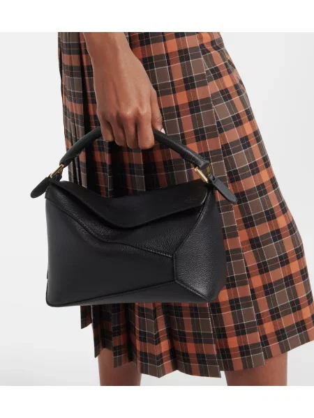 Top Loewe din piele negru