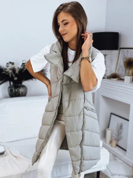 Skate in ulica telovnik Dstreet bela