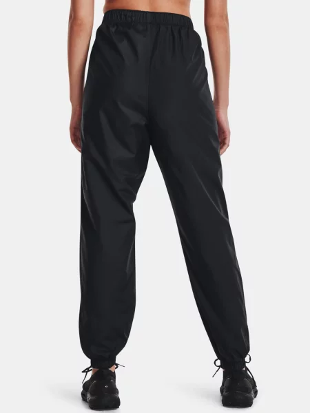 Nohavice Under Armour čierna