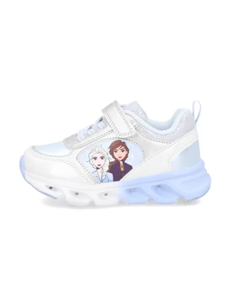 Tenisky