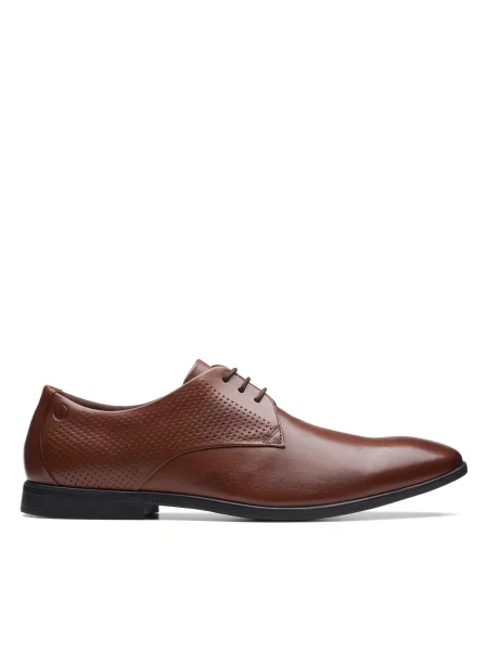Pantofi Clarks din dantelă maro