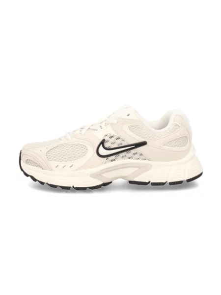 Tenisky Nike béžové