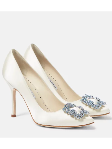 Pantofi cu toc Manolo Blahnik din satin alb