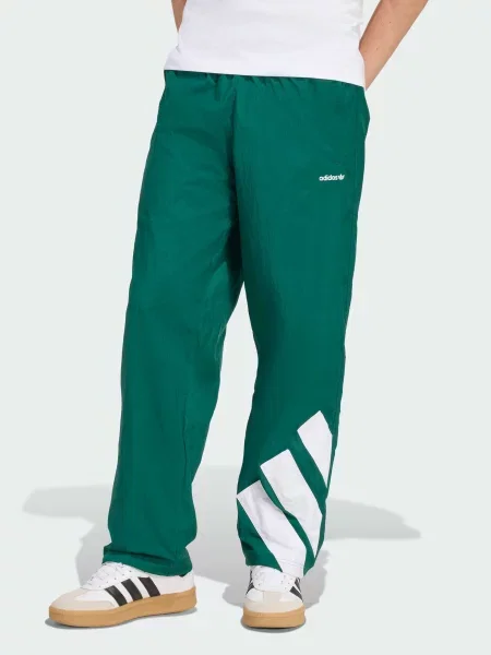 Повседневные брюки Adidas зеленые