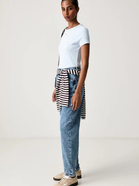 Tommy Jeans дънки mom fit дамски синьо