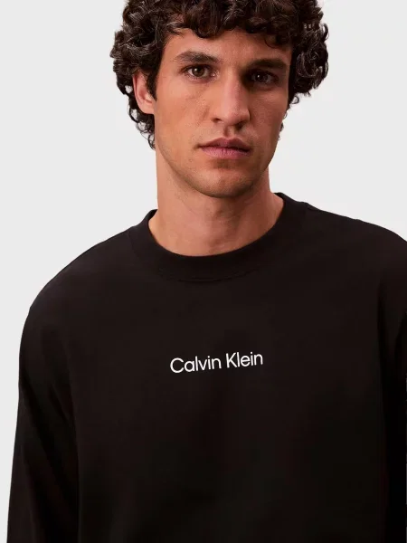 Лонгслив Calvin Klein черный