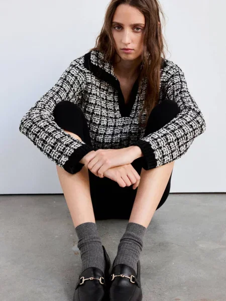 Sweter z tweedu z kołnierzykiem polo Kobieta XL MANGO czarny