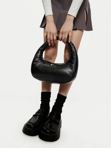Tommy Jeans Geantă Tjw Pillow Shoulder Bag negru