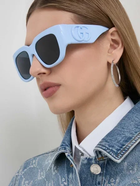 Слънчеви очила Gucci синьо