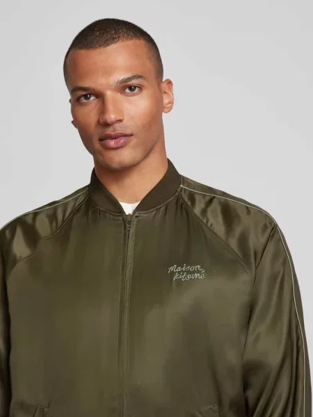 Bomberka z wyhaftowanym logo Maison Kitsune oliwkowy