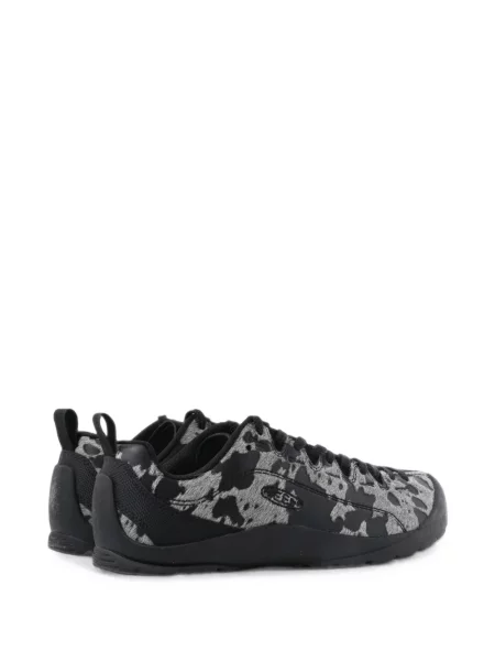 Маратонки Keen Footwear с принт сиво