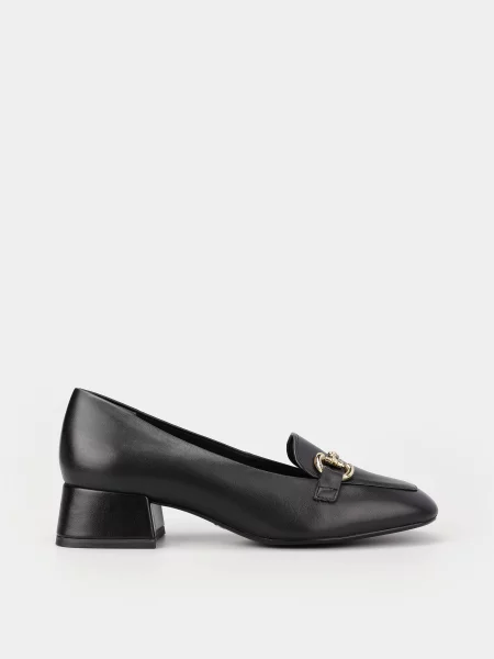 Кожаные туфли Tamaris черные