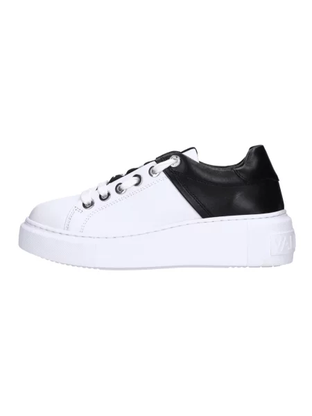 Sneakersy Valentino skórzane białe