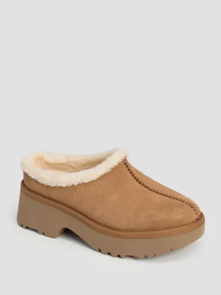 Chodaki Ugg zamszowe brązowe