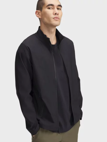 Светр Under Armour з капюшоном чорний