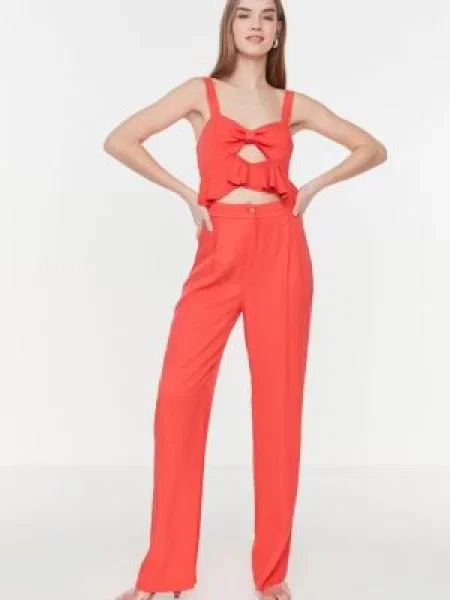 Pantaloni Trendyol