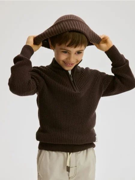 Reserved Strukturalny golf ciemnobrązowy