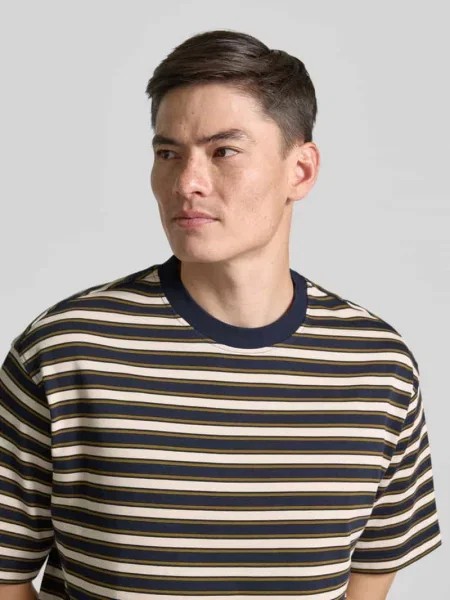 T-shirt o kroju relaxed fit z czystej bawełny model ASPEN 2' Selected Homme granatowa