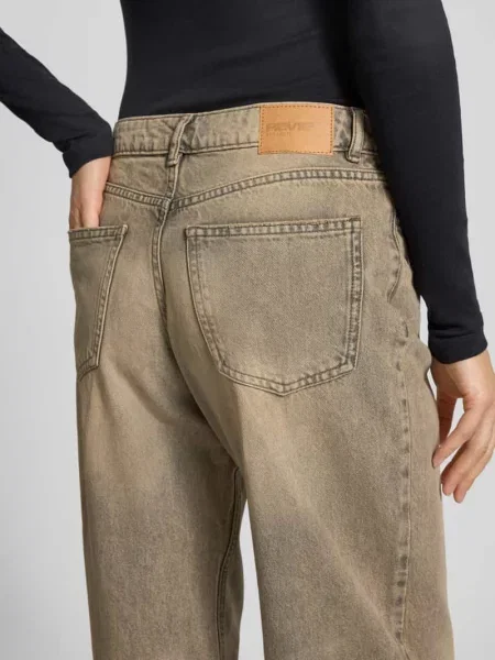 Baggy jeans w stylu używanym z wpuszczanymi Review